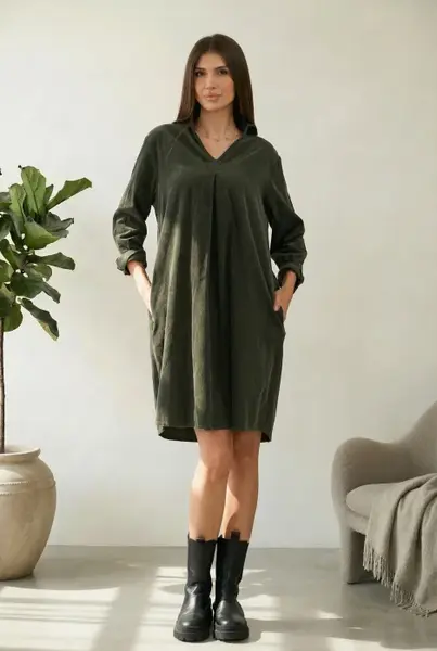 Rochie scurta tip camasa din catifea reiata verde, kaki