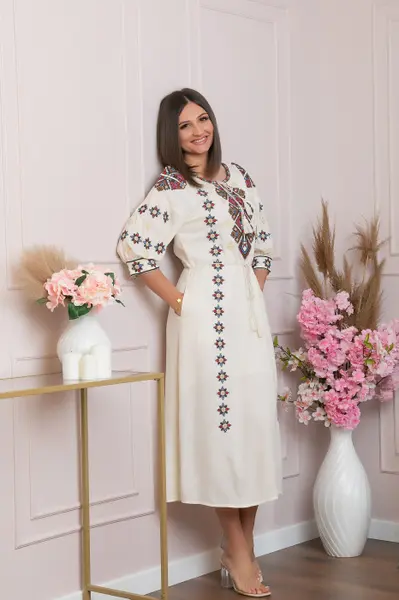 Rochie traditionala crem cu model geometric multicolor Viorela 02