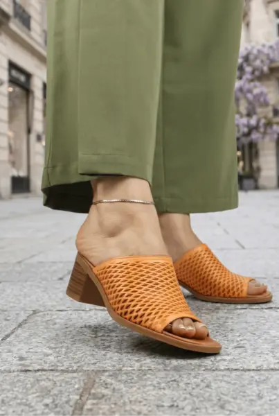 Saboti din Piele Portocalie cu Toc si Perforatii - ZYRNY ORANGE