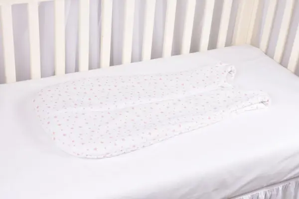 Saculet de dormit gros din bumbac model stelute 0-6 luni