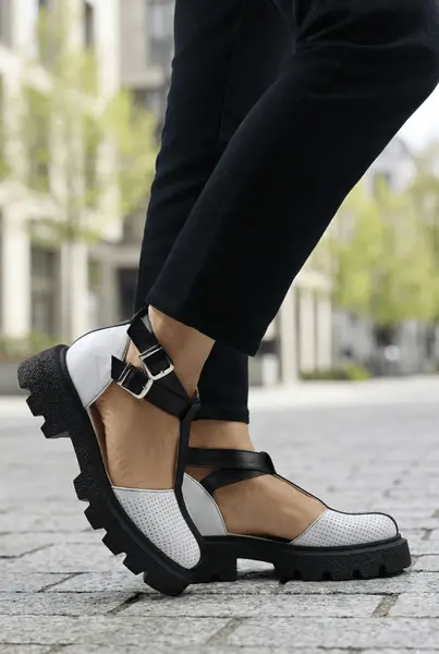 Sandale din Piele Alba Decupate cu Barete - Nayla WHITE