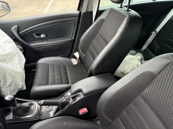 Scaune bancheta piele Renault Megane 3 (2008-2012)