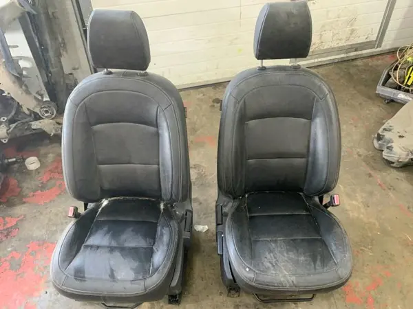Scaune fata si bancheta piele Nissan Qashqai plus 2 facelift (2010-2014) [J10]