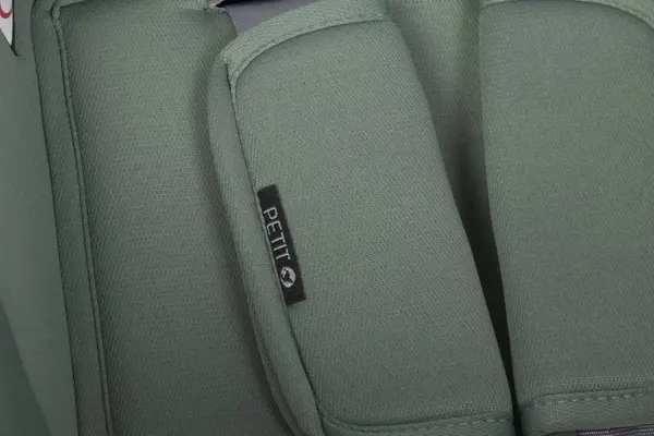 Scoica auto Colibro Petit i-Size, omologata R129, cu tetiera reglabila, copertina ajustabila, maner de transport ajustabil, pentru copii intre 40-87 cm sau 0-13 kg, Pine