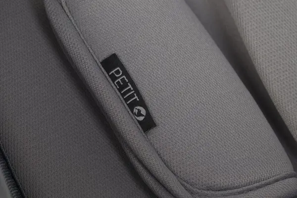 Scoica auto Colibro Petit i-Size, omologata R129, cu tetiera reglabila, copertina ajustabila, maner de transport ajustabil, pentru copii intre 40-87 cm sau 0-13 kg, Dove