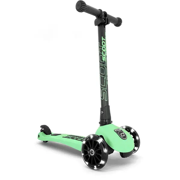 Scoot & Ride Trotineta copii pliabila Scoot & Ride Highwaykick 3 LED Kiwi, reglabila, roti luminoase, 3-6 ani, pana la 50 kg