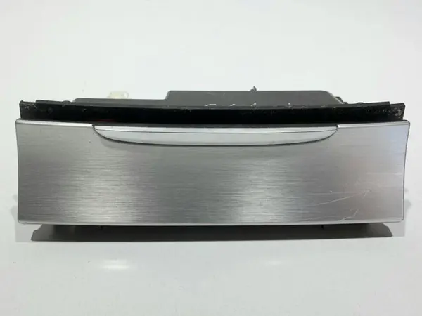 Scrumiera 3C0863284K Volkswagen Passat B7 (2010-2014)