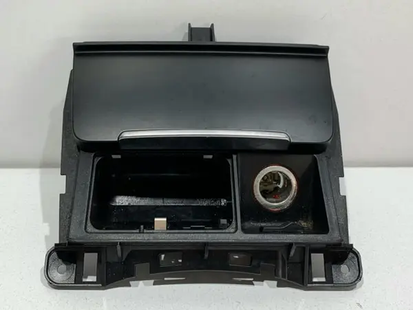 Scrumiera 8K0857951C Audi A5 (2007-2011) [8T3]