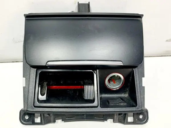 Scrumiera fata 8K0857965 Audi A4 (2007-2011) [8K2, B8]