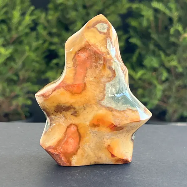 Sculptura jasp policrom forma flacara | Model 6