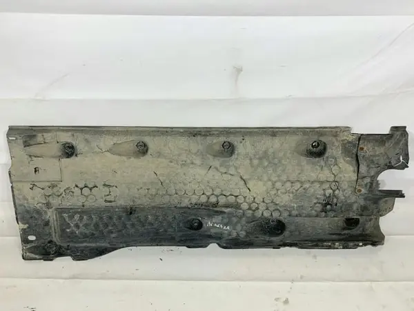 Scut lateral / caroserie dreapta Volkswagen Passat B6 3C (2005-2010)