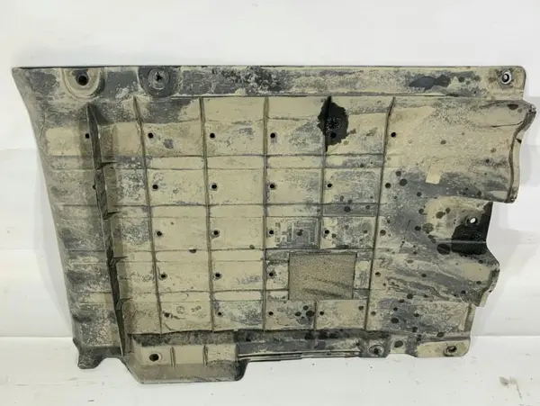 Scut lateral / caroserie stanga Hyundai Tucson 3 (2015-2018)