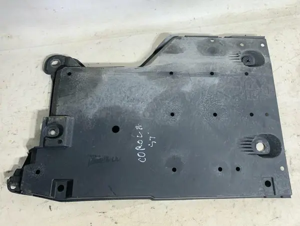 Scut lateral stanga 58166-02031 Toyota Corolla (2012-2018)
