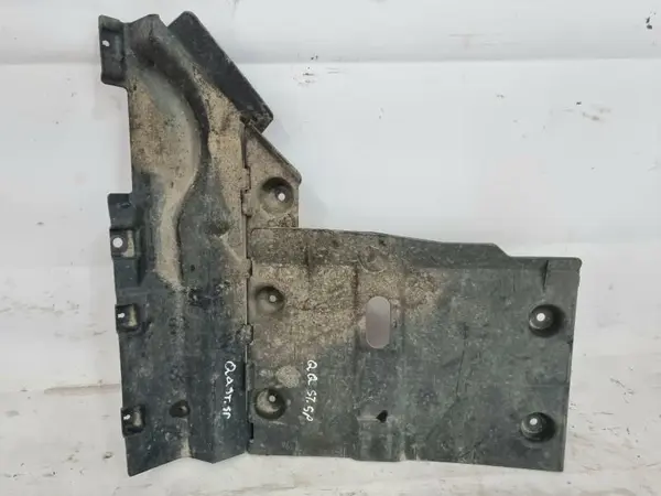 Scut lateral stanga spate 74819-BR10A Nissan Qashqai facelift (2010-2013) [J10]