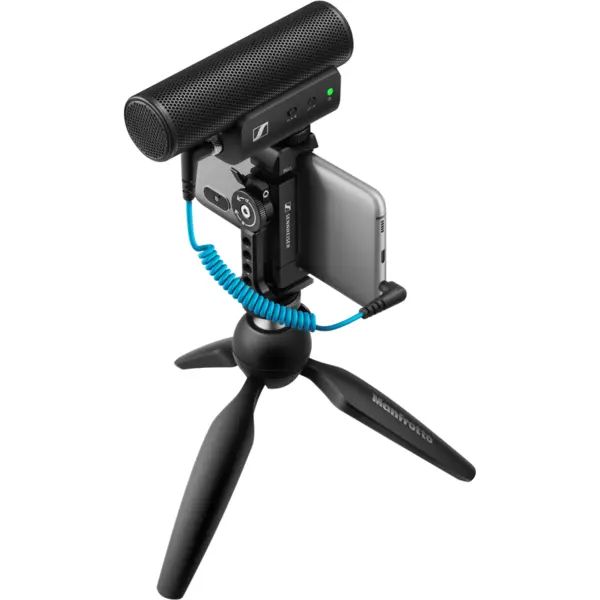 Sennheiser Kit mobil Sennheiser MKE 400 - microfon cu condensator, supercardioid, cu filtru low-pass si trepied Manfrotto, Negru