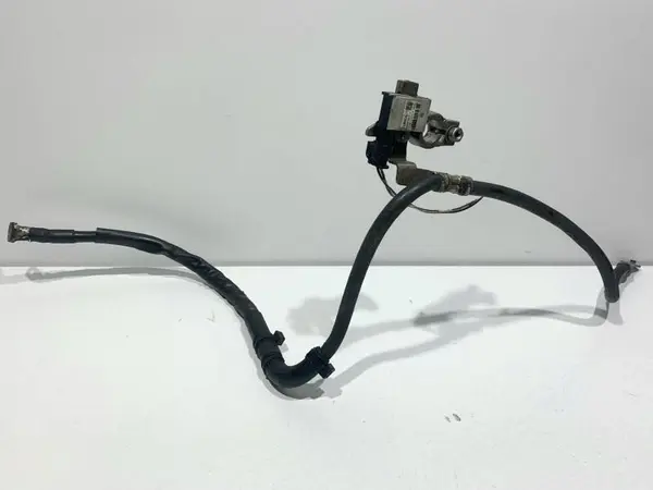 Senzor borna minus cu capsa AV6N-10C679-CD Ford Focus 3 (2011-2015) 1.6 tdci T3DA