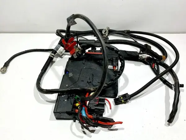 Senzor borna plus si minus A0009053002 Mercedes C-Class (2007-2010) [W204] 2.2 cdti A651 911