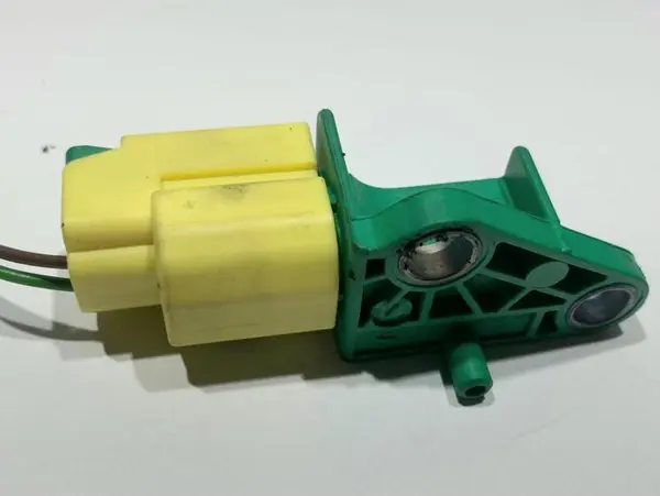 Senzor impact 5M0909606B Volkswagen Golf 6 plus (2009-2014)