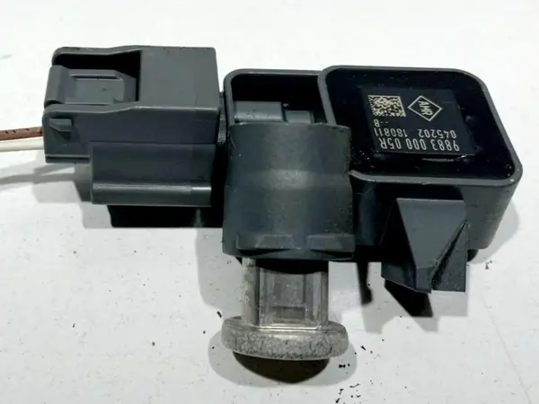 Senzor impact 988300005R Renault Megane 3 (2008-2012)