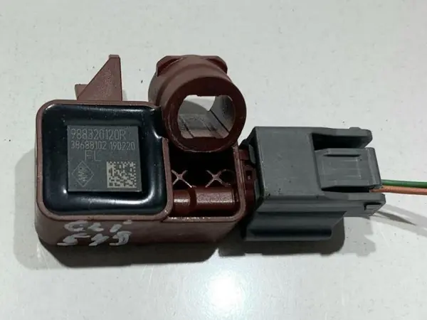 Senzor impact 988320120R Renault Captur (2013-2019)