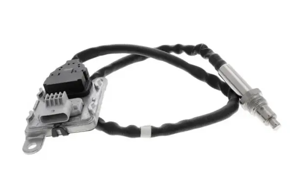 Senzor NOx potrivit FIAT TALENTO; NISSAN INTERSTAR, NAVARA NP300, NV300, NV400; OPEL MOVANO B, VIVARO B; RENAULT MASTER III, TRAFIC III 1.6D 2.3D 02.10-