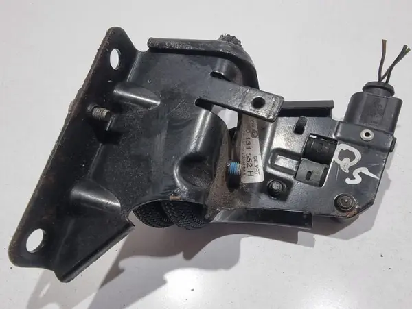 Senzor noxe cu suport 1K0131552H Volkswagen Golf 6 (2008-2013)