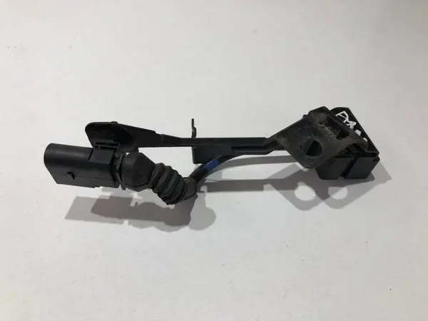 Senzor suspensie dreapta spate 4e0616576k Audi A8 (2002-2009) [4E] D3