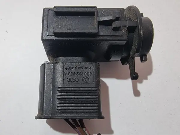 Senzor temperatura exterior 4B0907659A Audi A6 facelift (2008-2011) [4f, C6]