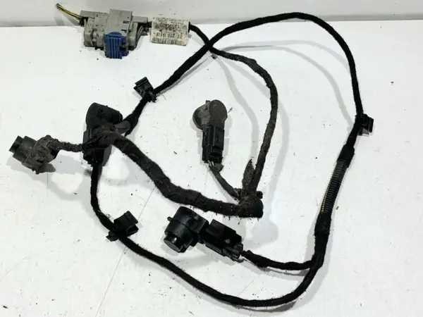 Senzori parcare cu instalatie 13368131 Opel Insignia A (2008-2013)