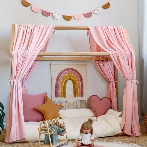 Set 2 baldachine muselina pentru pat tip casuta, Little Amy, Roz, 2x385 cm pentru pat 140x200 cm
