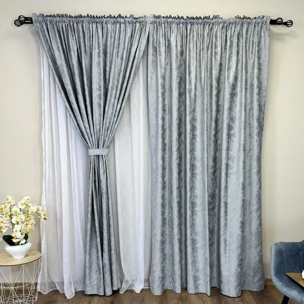 Set 2 Draperii Catifea MYKONOS cu valuri rafinate aurii, Gri deschis - V12, 140cm latime x 260cm inaltime cu tiv lat pt bara