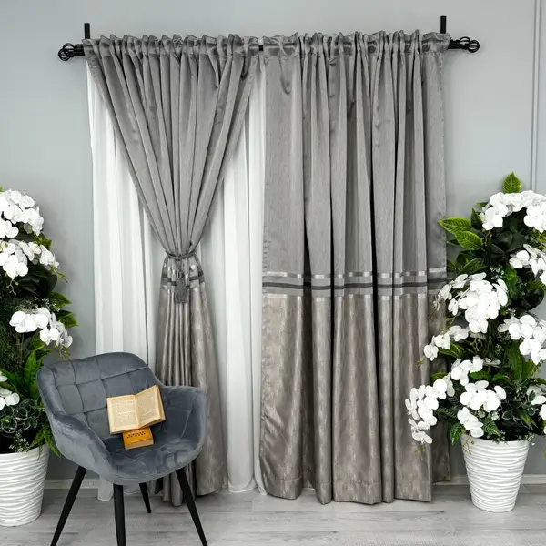 Set 2 Draperii Lines, Satinata, Texturata, Gri Silver, 140cm latime x 260cm inaltime, cu tiv lat pt bara