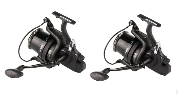 Set 2 mulinete eastshark YN 8000 cu baitrunner