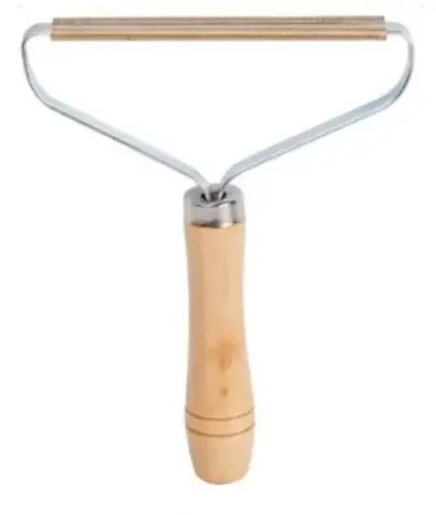 Set 2 x Perie pentru scame si parul de animale, maner de lemn