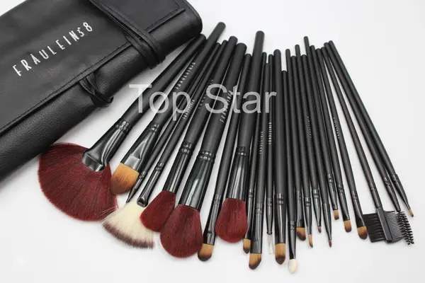 Set 24 pensule machiaj Fraulein38 Black + Borseta depozitare