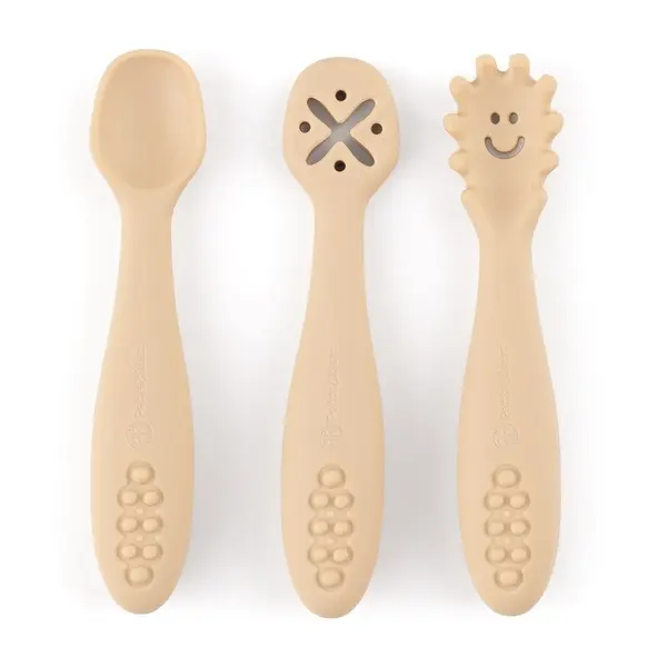 Set 3 lingurite, Petite&Mars, Diverse forme, Pentru supa, paste, alimente usoare, Dezvolta simturile si abilitatile senzoriale, Silicon, Fara BPA, 6 luni+, Bej