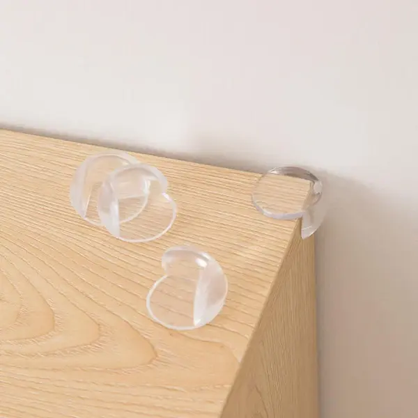 Set 4 protectii colturi, rotunde silicon transparent, 4.3x3.0x2.0 cm