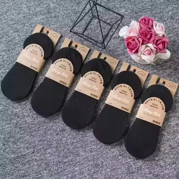 Set 5 perechi de sosete pentru dama, SS213, negru, marime universala (35-39)