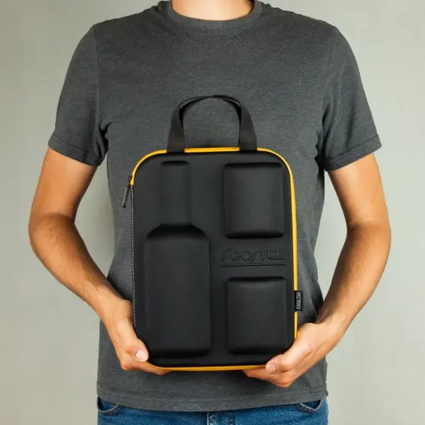 Set Cadou Whisky de Lux (2 Pahare si Carcasa) , Perfect pentru El