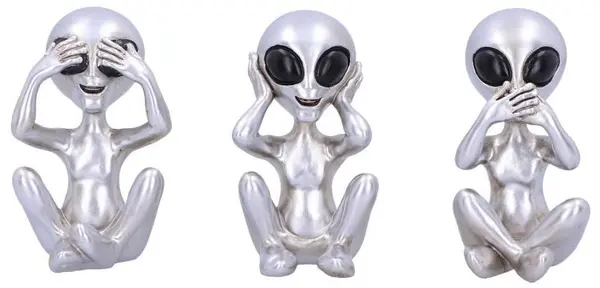Set de statuete Nemesis Now Adult: Humor - Three Wise Aliens, 7 cm