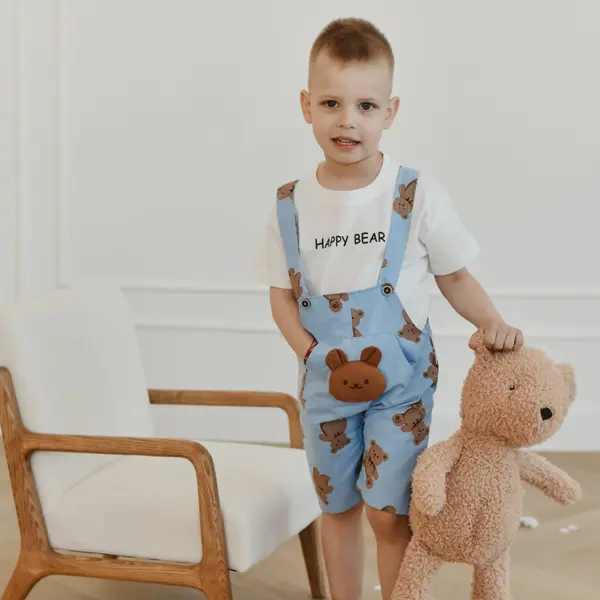 Set din doua piese, salopeta si tricou BEAR - albastru / 4 ani