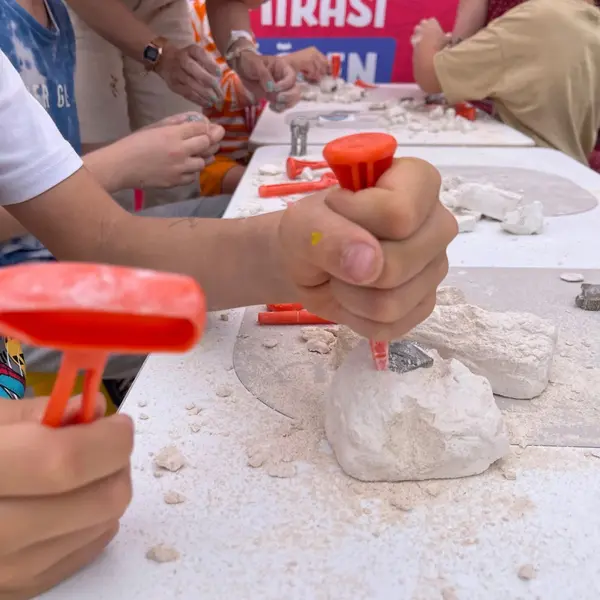 Set educativ mini - Egiptul antic - Tutankhamon | Arkerobox