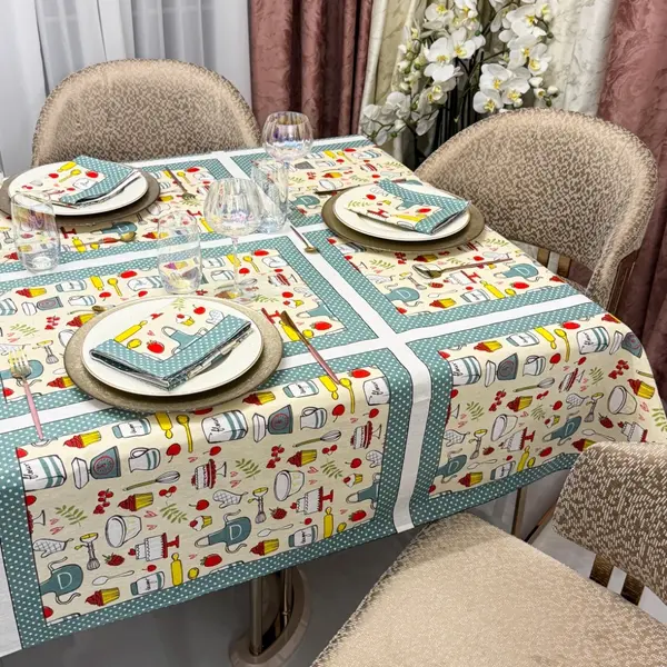 Set Fata de Masa din Bumbac Imprimat cu 6 Servetele – Eleganta si Calitate pentru Mese Perfecte, Crem, Kitchen