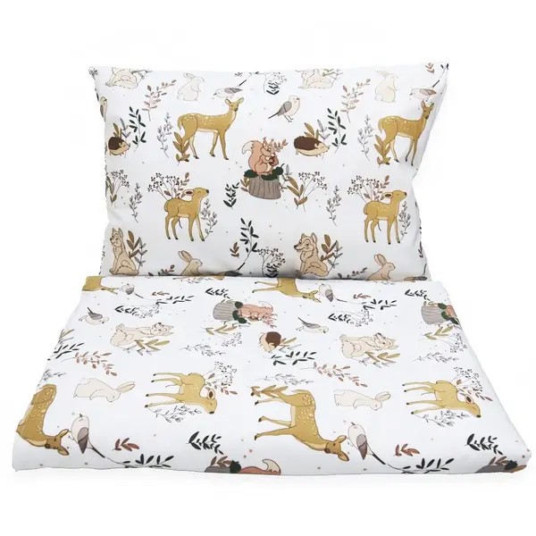 Set lenjerie de patut 3 piese Kerstin Forest Animals cu husa de pilota,fata de perna si aparatoare laterala 180x30 cm,din bumbac,inchidere cu fermoar,compatibila pautut 120x60 cm