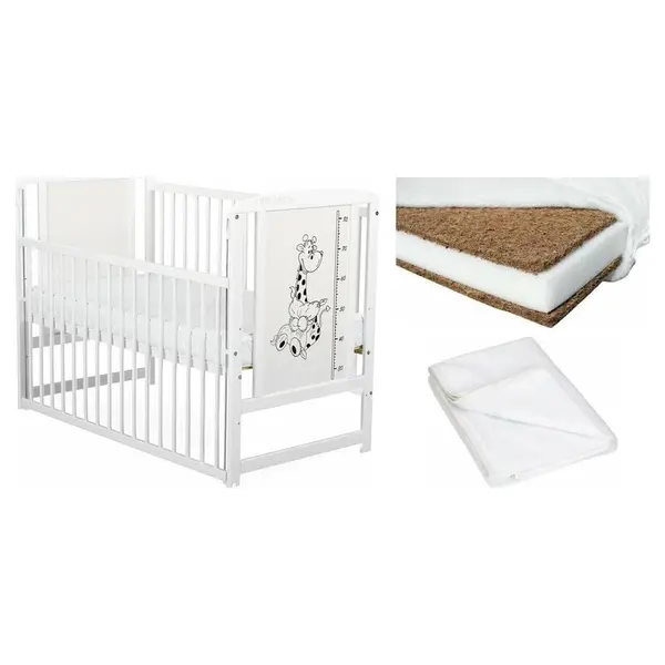 Set Patut din lemn bebe Babyneeds, Timmi Girafa cu laterala culisanta, 120x60 cm, Alb + Saltea patut bebe, Cocos Confort II, Cu fibre de cocos si strat de burete, 120x60x10 cm + Protectie impermeabila, Pentru patuturi 120x60 cm, Alb