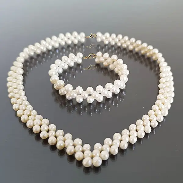 Set Perle Delicate Beauty, AA+ - Colier si Bratara cu Aur 14K, Perle Naturale Albe 5-6 mm KASKADDA