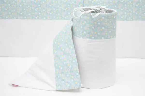 Set protectii patut Bubble Blue KidsDecor din bumbac 70 x 140 cm