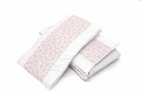 Set protectii patut din bumbac KidsDecor Pink Ducks 60x120 cm
