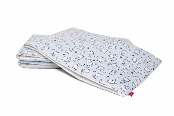 Set protectii patut KidsDecor din bumbac Baby Bear albastru 63x127 cm