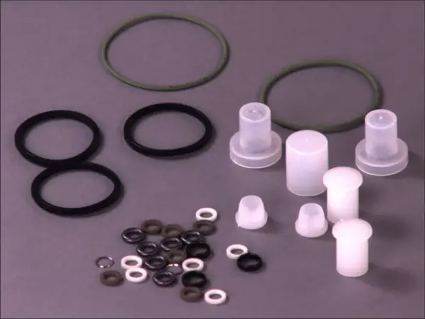 Set reparatie pompa combustibil IVECO DAILY III; MERCEDES A (W168), C (CL203), C T-MODEL (S202), C T-MODEL (S203), C (W202), C (W203), CLK (C209), E T-MODEL (S210), E (VF210), E (W210) 0.8D-3.0D dupa